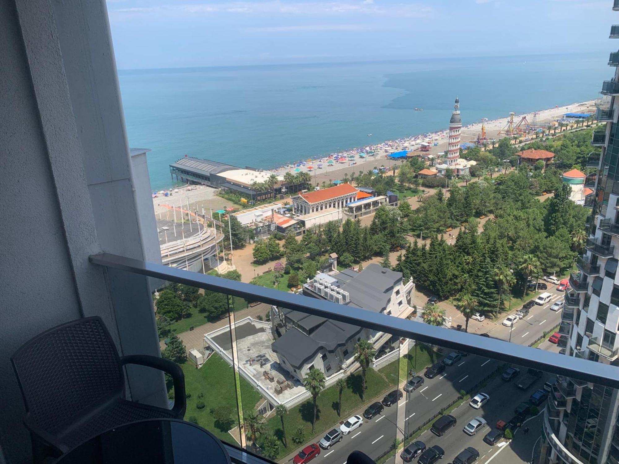 Orbi Sea Towers Apart Hotel Batumi Exterior foto